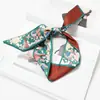 Lenço Multifuncional Estilo K Pequeno Chique com Fita para Primavera, Outono e Verão Lenço Pequeno de Posicionamento Fita de Seda Simulada Lenço de Seda para Amarrar na Bolsa