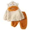 Pez payaso Otoño Invierno Niños Franela Coral Conjunto de Pijamas Niños Engrosado Niñas Vestido Pijama Bebé Ropa para el Hogar
