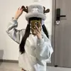 Bonitos Gorros de Otoño e Invierno con un Ambiente de Dibujos Animados, Hacen que la Cara Parezca Más Pequeña, Cálidos, Estilo Jk de Dibujos Animados, Estilo Anime