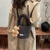 Comércio exterior outono e inverno mão carregando bolsa de balde de pelúcia Mulheres 2024 Nova Moda Crossbody Mao Mao Bolsa Bolsa de ombro de alta qualidade