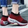 Explosiones transfronterizas Zapatos de mujer de talla grande Zapatillas de deporte tejidas voladoras con cámara de aire Calzado 1839 Zapatos para rockear Zapatos casuales Zapatos con calcetines Mujer