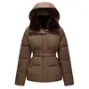 Inverno 2026 Nova Jaqueta de Algodão com Capuz Moda Versátil Cinto com Capuz Casaco de Algodão Estiloso Quente Roupa de Exterior Feminina