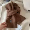Bufanda Versátil 100% Lana para Mujer con Oso Bordado de Dibujos Animados, Calentador de Cuello Espeso para Otoño e Invierno, Bufanda Versátil de Moda