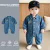 Ropa para Bebé 2026 Estilo Nuevo Mono de Mezclilla para Niños, Mameluco con Bolsillo Elegante, Ropa de Exterior para Primavera y Otoño
