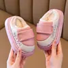 Chinelos de inverno infantis, cabedal em couro, impermeáveis, estilo pai e filho, chinelos de algodão para meninos, chinelos quentes para interior para crianças mais velhas, meninas e bebês