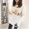 Camiseta de verano D140 de manga corta para mujer, nueva camiseta blanca holgada de manga corta con rotos de estilo coreano, camiseta de mujer de largo medio