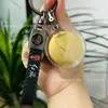Colgante con Logo de Coche Dorado Personalización de LOGO Oro Puro 999 Llavero de Cuero Regalo para Dueño de Coche Tráfico Conducción Colgante Venta al por Mayor