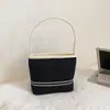 Bolsa de Braço para Mulheres, Nova Tendência de Verão 2026 Nicho Super Popular Bolsa de Ombro para o Dia a Dia Versátil Bolsa de Ombro Transversal Estilo Balde