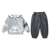 Conjunto de Calça Listrada Estilo Coreano para Meninas com Cordão e Bolso Primavera/Outono 2026 Novo Moda Infantil Conjunto de Duas Peças para Menininha