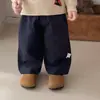 Conjunto de punto de otoño para bebé niño, estilo coreano, cuello redondo, estampado: suéter suave y acogedor + pantalones casuales rectos versátiles