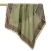 Pañuelo de Cuello Verde Menta Estilo Mambo Retro, Pañuelo Cuadrado con Ambiente de Principios de Primavera, Modelo Nuevo 2026, Accesorio de Bufanda de Alta Gama