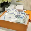 Suministro Directo Transfronterizo H Juego de Taza de Café de Moda Juego de Té de la Tarde Estilo Europeo Taza de Té Negro Café 2 Tazas 2 Platos Caja de Regalo
