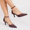 Nuevos Sandalias de Tacón Alto Huecas de Punta Fashionables con Hebilla de Una Línea Estilo Verano 2025 para Mujer