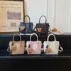 Bolso de Mujer 2026 Verano Nuevo Estilo de Aspecto Elegante y Versátil Bolso Tote de Mujer Retro de un Solo Hombro Gran Capacidad