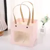 Sacola de Presente Criativa Sacola de Papel Simples com Rosto Sorridente Sacola de Papelão Branco Bolsa de Mão com Flores Sacola de Presente de Feriado Sacola Quadrada Portátil