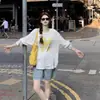 Camiseta de algodón de manga larga blanca con estampado dulce estilo coreano para mujer, top casual versátil para primavera y otoño