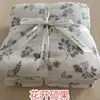 Juego de ropa de cama de cuatro piezas de gasa en capas grado A para maternidad e infantil, juego de tres piezas de algodón 100% para dormitorio de estudiante, funda de edredón, sábana, sábana ajustable, sábana plana
