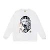 Marca moderna de estilo japonês com estampa de desenho animado de cabeça de macaco, nova blusa de moletom casual de gola redonda em terry de corte solto para homens e mulheres, adequada para adolescentes no outono e inverno