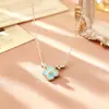 Lujoso collar de trébol de cuatro hojas con flor azul y circonita, diseño de nicho, exquisito, simple, delicado, adecuado para el uso diario, cadena para la clavícula
