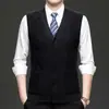 Nuevo chaleco cárdigan de punto transfronterizo para hombre, chaleco de punto cálido ajustado para otoño e invierno, prenda exterior versátil para hombre