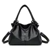 Bolso de Mano Nuevo para Mujer 2023 Bolso de Hombro de Lujo de Cuero Suave Color Sólido Retro Gran Capacidad Bolso para Mamá