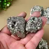 Donghai atacado pedras brutas naturais de pirita, minério de calcopirita, minério de ferro, cascalho, espécimes para ensino, colecionáveis, decorações metálicas