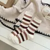 Meias Femininas Respiráveis Listradas Modernas Meia-Perna Outono e Inverno Nova Moda Meias Femininas Alta Elasticidade Não Apertam