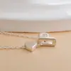 Acessórios de Moda Europeus e Americanos Colar Simples com Pingente de Coração de Pêssego com Letra Corrente para Clavícula Versátil com Letra Amor Atacado