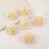 Día de San Valentín Flor de Rosa Flor Pequeña Yema de Té Cabeza de Flor Ramillete Flor de Seda Cabeza de Flor Arreglo Floral de Boda Decoración Flor de Rosa Venta al por Mayor