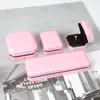 Caja de Joyería LED Caja de Almacenamiento de Joyería Pintada con Pantalla de Luz Caja para Anillos Caja de Empaque para Collares y Pulseras Lista para la Venta
