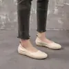 Tênis Brancos de Couro Genuíno para Mulheres, Primavera e Verão, Slip-On, Plano, Versátil, Casual, Couro Bovino de Primeira Camada, Moderno, Sapatos para Maternidade, Slip-On, Aumenta Altura
