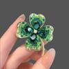 Broche de trevo de quatro folhas de luxo leve e sofisticado, corpete feminino de alta qualidade, elegante, alfinete de terno feminino, acessórios personalizados anti-luz