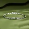 Pulseiras de Casal Begônia Novo Estilo para Homens e Mulheres, um Par de Pulseiras Flor de Espinho com Incrustação de Diamante de Aparência Nobre e Design Estiloso para Comemorar Aniversários