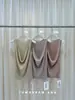 AMANHÃ Coleção Liquidação ANN Sem Devoluções ou Trocas Treze Fileiras Roupas Femininas Liquidação Preço Especial para Itens em Estoque
