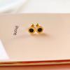 Mini pendientes de trébol para mujer, de acero de titanio, con aguja fina, con forma de hueso de la oreja, estilo coreano, combina con todo, pendientes de moda, venta al por mayor.