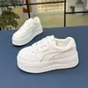 2026 Primavera/Otoño Nuevos Zapatos Blancos Casuales de Moda de Comercio Exterior Estilo Coreano Ins Zapatos Casuales Individuales para Estudiantes Femeninas Transfronterizos