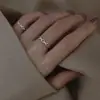 Platillo de Cadena Minimalista para Mujer, Diseño de Nicho, Estilo de Moda y Discreto, Anillo de Dedo Índice Personalidad Dedo Meñique Cola de Anillo Índice de Lujo Ligero, Modelo Nuevo