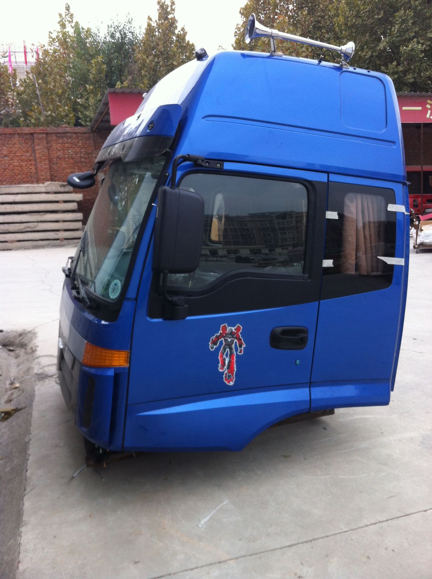 福田驾驶室 (4).jpg