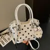 Colección de otoño 2026 transfronteriza: bolso de mano con diseño de puntos múltiples, bolso de hombro, bolso tipo cubo, bolso para el trabajo, bolso casual versátil