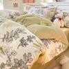 Juego de Cuatro Piezas de Terciopelo de Leche Espesado de Invierno 2024 Nuevo Juego de Tres Piezas de Cama Cálido de Invierno con Forro Polar de Terciopelo Coral