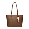Bolso de Mano para Mujer Versátil Retro a la Moda Bolso de Hombro Simple de Gran Capacidad Bolso Tote de Cuero Suave de Alta Calidad