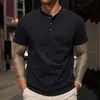 Camiseta Transpirable Texturizada de Manga Corta de Algodón de Bambú, Corte de Hombro Regular, Camiseta de Verano para Hombre con Cuello Henley Retro Americano, Top Ligero