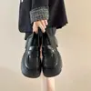 Sapatos de Couro Estilo Britânico com Solado Grosso e Salto Bloco para Mulheres, Casuais e Versáteis, Novos Mocassins Slip-On Primavera e Outono 2026