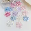Flor de Cinco Pétalos Hueca Chapada en UV Color Degradado Acrílico Joyería DIY Agujero Vertical Cuentas Materiales para Bolígrafos
