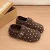 Zapatos planos sin cordones de lunares nuevos y versátiles para mujer, zapatos cómodos para mujer, casuales, de punta cerrada, otoño/invierno, 2026