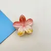 Pinza para el pelo Oufelai Flor de Plumeria Europea y Americana Transfronteriza Pinza Lateral Pinza para la Parte Posterior de la Cabeza Peinado Recogido Pinza de Tiburón Accesorio para el Cabello Que No Daña el Cabello