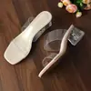 2026 Sapatos da Moda Sapatos Transparentes de Uma Tira Salto Alto Sandálias de Salto Grosso Novas Chinelos Femininos Estilo Fada Roupa Externa Cristal
