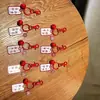 Estilo chino creativo texto acrílico a ser No. 1 alegría segura cada examen debe pasar el llavero llavero de mochila
