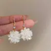 2026 Brincos de Gancho para Orelha de Hóquei no Gelo Brancos de Verão Artesanais de Alto Padrão com um Estilo Chinês Único, Novos Brincos Pendentes Populares de Estilo Chinês