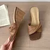 Chanclas Retro Tejidas con Cuña Estilo Vacacional para Mujer, Sandalias Cuadradas Abiertas Casuales y Versátiles en Blanco y Marrón